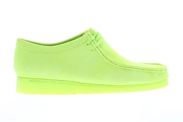 Clarks Wallabee Men's Green Suede Oxfords & Lace Ups Casual Shoes - Image 2