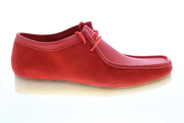 Clarks Wallabee Men's Red Suede Lace Up Chukkas Boots - Image 2