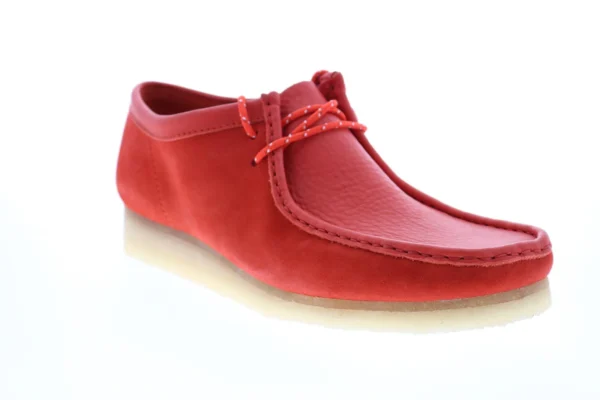 Clarks Wallabee Men's Red Suede Lace Up Chukkas Boots - Image 3
