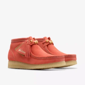 Wallabee Boot Coral Suede Women