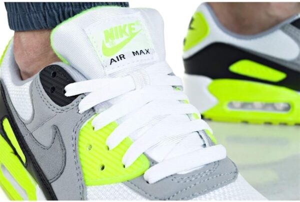 Nike - Air Max 90 - Image 5